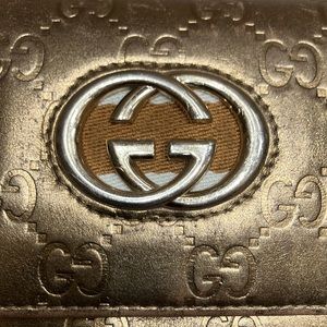 Authentic Gucci wallet